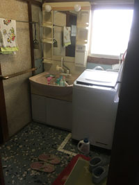 洗面施工前